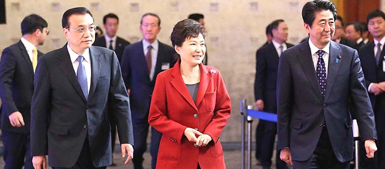 China pide ampliar comercio e inversiones con Japón y R. de Corea