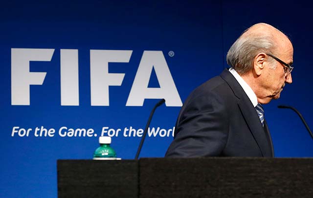 Algo está mal en FIFA: Joseph Blatter