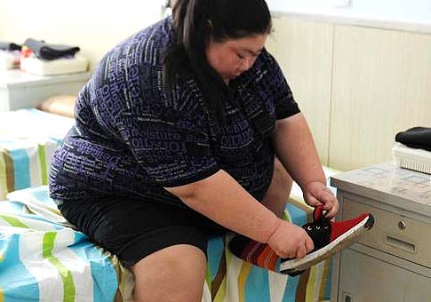 Mujer china de 170 kilos pierde peso con esfuerzo