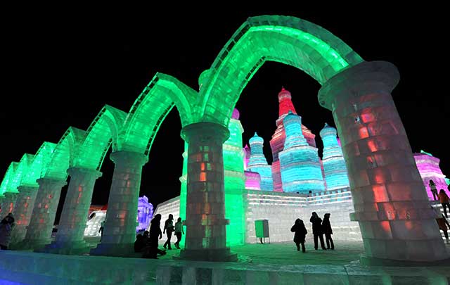 Divertido y hermoso festival de hielo en Harbin