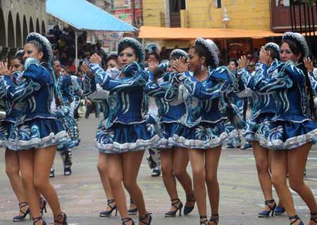 ESPECIAL: Bolivia vive carnaval con faustuosa entrada folclórica de Oruro
