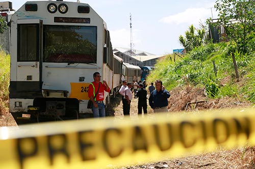 Se elevan a 106 heridos por choque de trenes en Costa Rica
