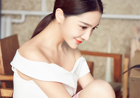 Nuevas imágenes de actriz Ren Jiao