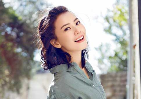 Actriz Gao Yuanyuan posa para COSMOPOLITAN