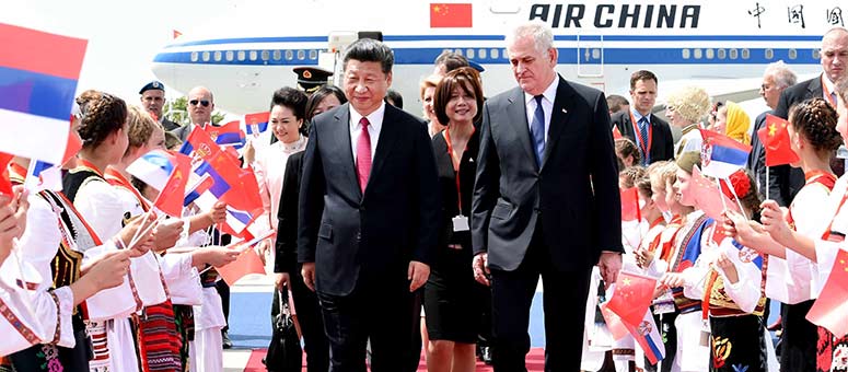 Presidente chino llega a Serbia para visita de Estado