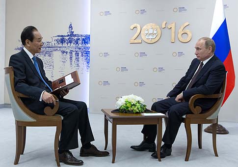 El Presidente de Xinhua hace entrevista exclusiva con Putin (I)