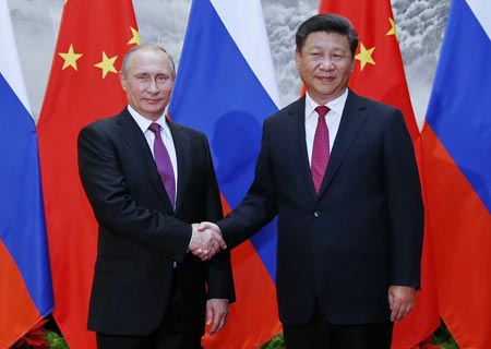 China y Rusia prometen profundizar asociación "con toda firmeza"