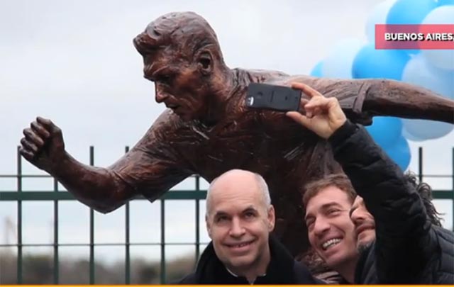 Inauguran estatua de Messi en Buenos Aires