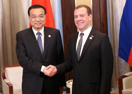 Rusia se opone a internacionalización de disputas sobre Mar Meridional de China, 
según Medvedev