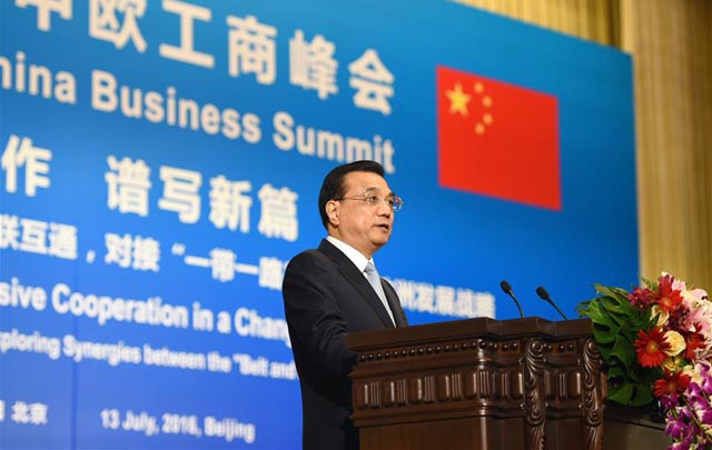Primer ministro chino subraya importancia de promover comercio e inversión con UE