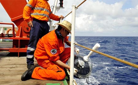 Embarcación de investigación china llegó al Mar Meridional de China