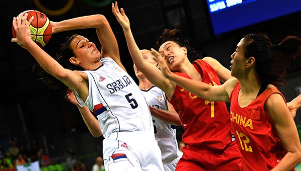 Río 2016: Serbia derrota 80-72 a China en fase de grupos de baloncesto femenino
