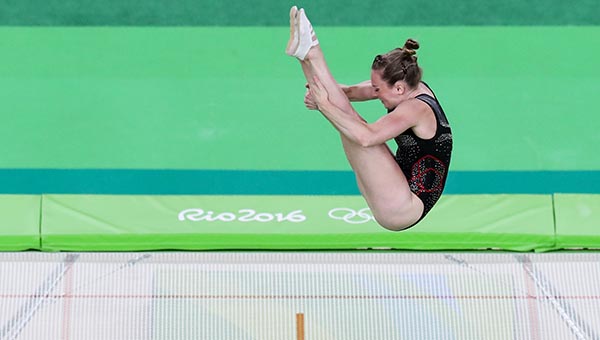 Río 2016: Rosannagh Maclennan de Canadá defiende título de gimnasia en trampolín