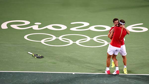 Río 2016: Españoles Marc López y Rafael Nadal ganan el oro en dobles masculinos del 
tenis