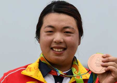 Río 2016: Feng gana primera medalla olímpica para China en golf