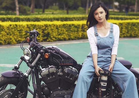 Nuevas imágenes de actriz Yang Zishan