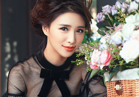Nuevas imágenes de actriz Zhang Yang Guo Er