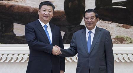 China y Camboya acuerdan impulsar relaciones bilaterales