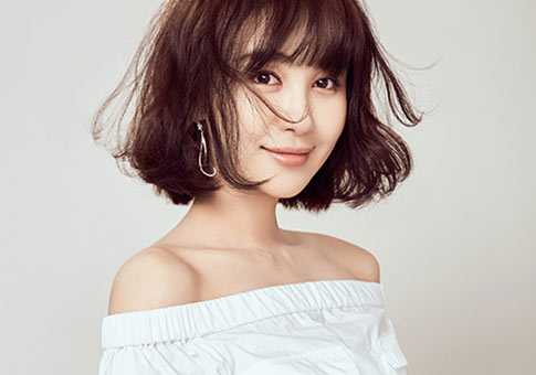 Nuevas imágenes de actriz Li Fei'er