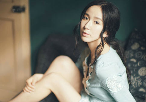 Nuevas imágenes de actriz Lou Yixiao