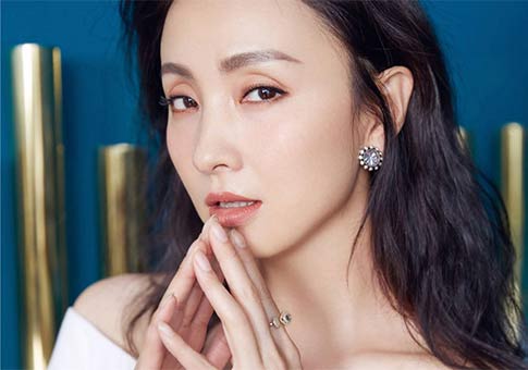 Nuevas imágenes de actriz Tao Hong