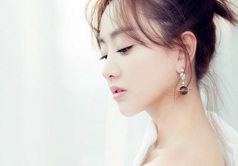 Nuevas fotos de actriz Yang Rong