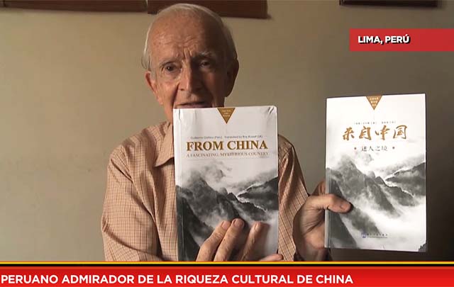 Peruano admirador de la riqueza cultural de China