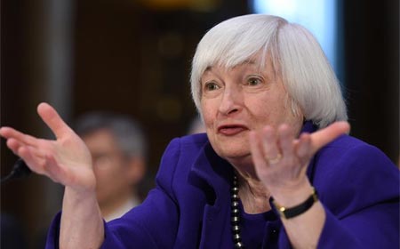 Fed considera elevar tasas en próximas reuniones: Yellen
