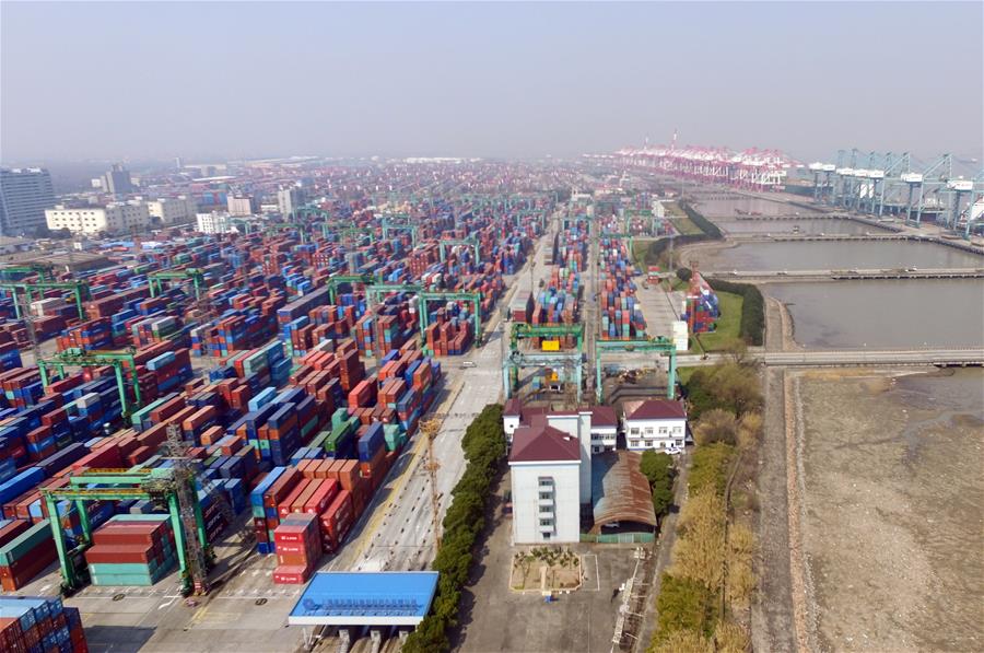 El comercio exterior de China mantiene sólido crecimiento