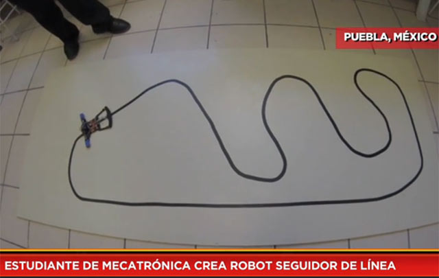 Estudiante de mecatrónica crea robot seguidor de línea
