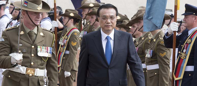 China se unirá a Australia para promover globalización económica, dice premier Li