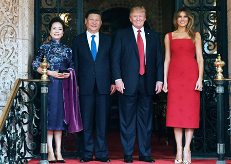 Xi y Trump sostienen conversaciones profundas, amistosas y extensas en Mar-a-Lago