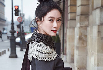 Tian Hairong muy elegante en el extranjero