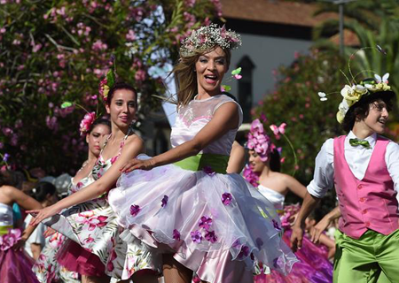 Se celebra el gran desfile del Festival de las Flores en Madeira