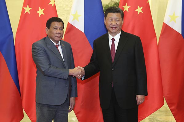 (Franja y Ruta) Xi Jinping pide alinear estrategias de desarrollo de China y Filipinas