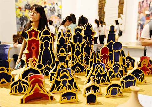 Exhibición de obras de arte creadas por graduados de Universidad de las Artes de Nanjing
