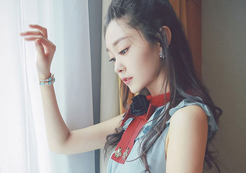 Imágenes de actriz Song Yi