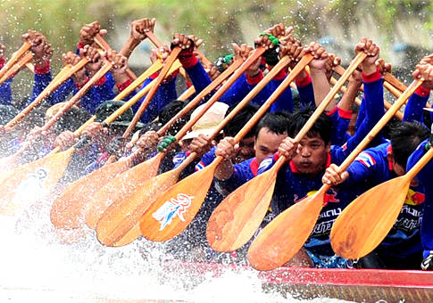 Tailandia: Festival de carrera de botes