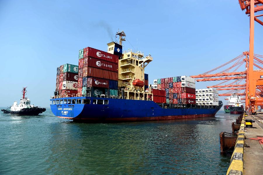 Exportaciones crecen un 11,2% e importaciones aumentan un 14,7% en julio en China