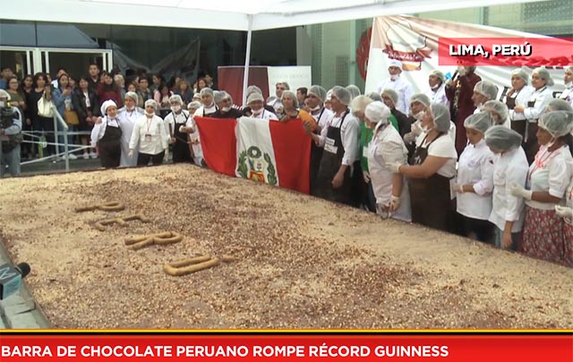 Barra de chocolate peruano rompe récord guinness