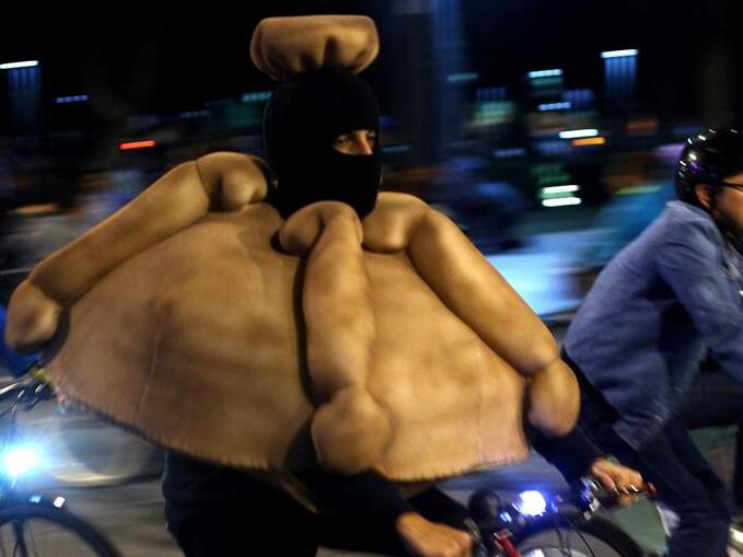 El "Paseo Nocturno Muévete en Bici" en México