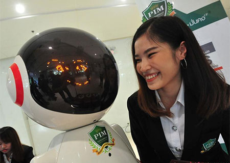 Inaugura el Centro de Innovación para Sistemas de Robótica y Automatización en Bangkok
