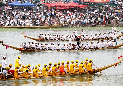 Anhui: Carrera de botes de dragón en río Yuxi