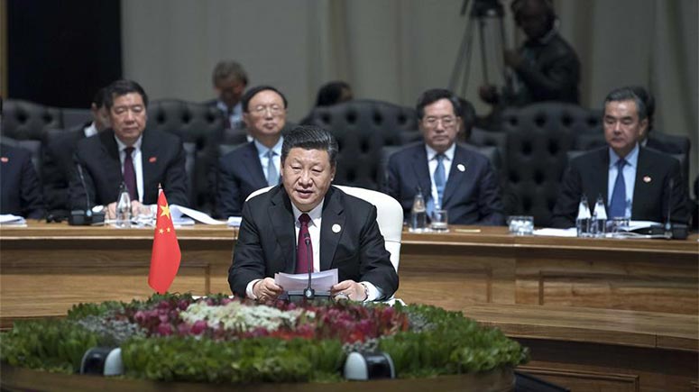 ENFOQUE: Xi pide a países BRICS profundizar asociación estratégica y abrir segunda Década Dorada