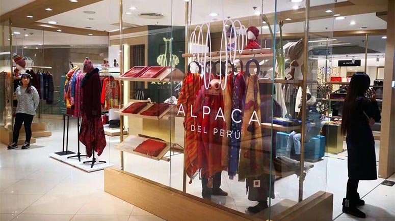 ESPECIAL: Mercado chino abraza prendas peruanas de alpaca y espera más productos de lujo