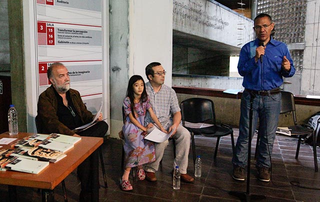 Con poesía se acercan más China y Venzuela