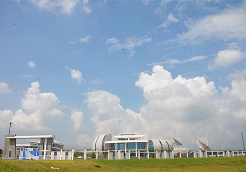 Estación principal de tierra del "Satélite Bangabandhu-1" en Gazipur, Bangladesh