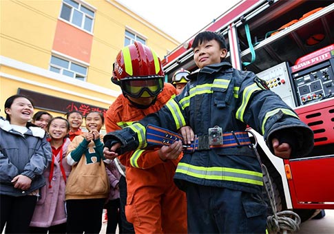 Campañas de concienciación sobre seguridad contra incendios se llevan a cabo alrededor de China