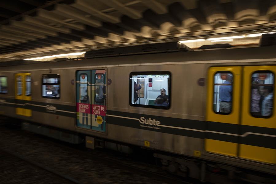 Argentina: Trenes del metro importados de China en Buenos Aires
