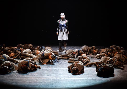 Beijing: Artistas presentan espectáculo de danza folclórica con tema de grupo étnico mongol